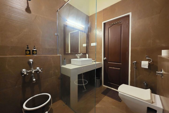 Clean Restrooms