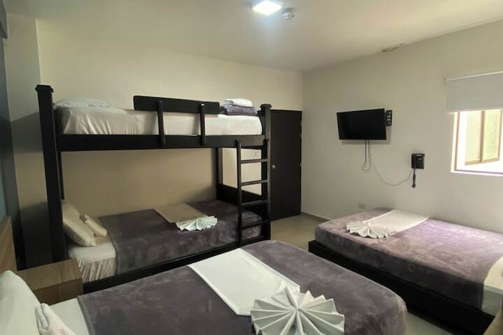 Room 18 of 34