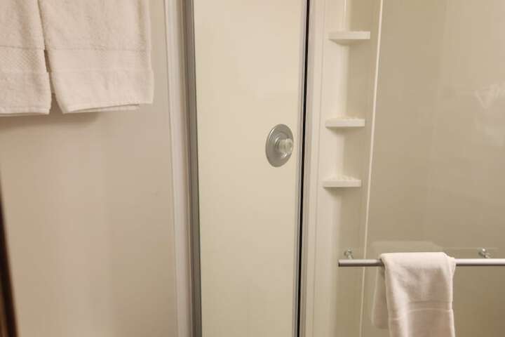Room 14 of 19