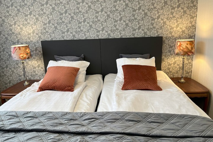 Room 40 of 91