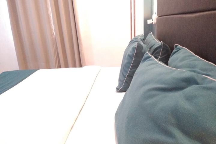 Room 2 of 19