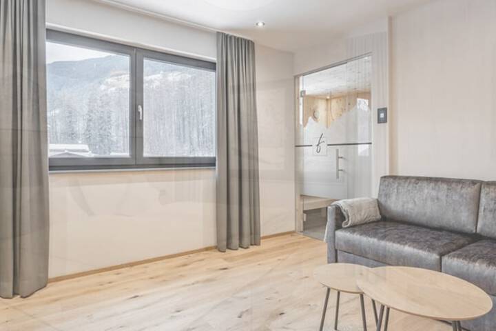 Room 16 of 29