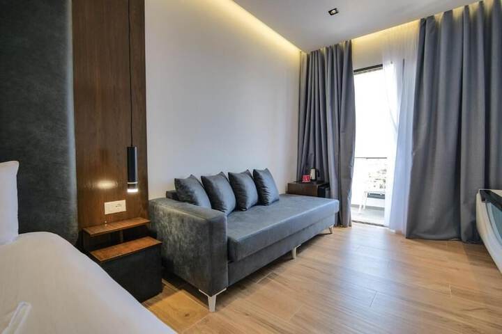 Room 46 of 140