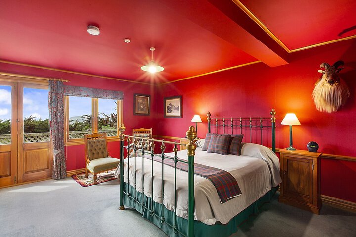 Room 11 of 39