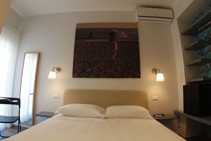 Room 15 of 69