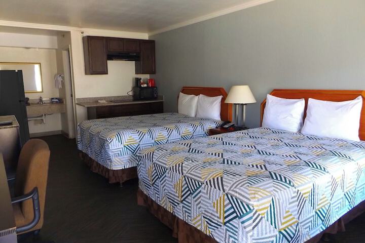 Room 7 of 39