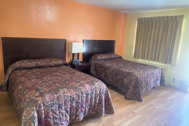 Room 3 of 13