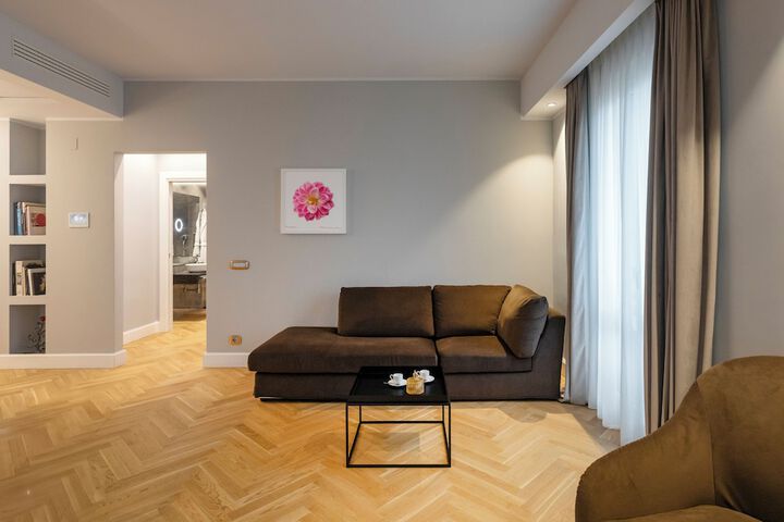 Room 48 of 146