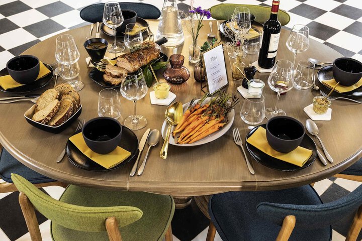 Dining 75 of 105