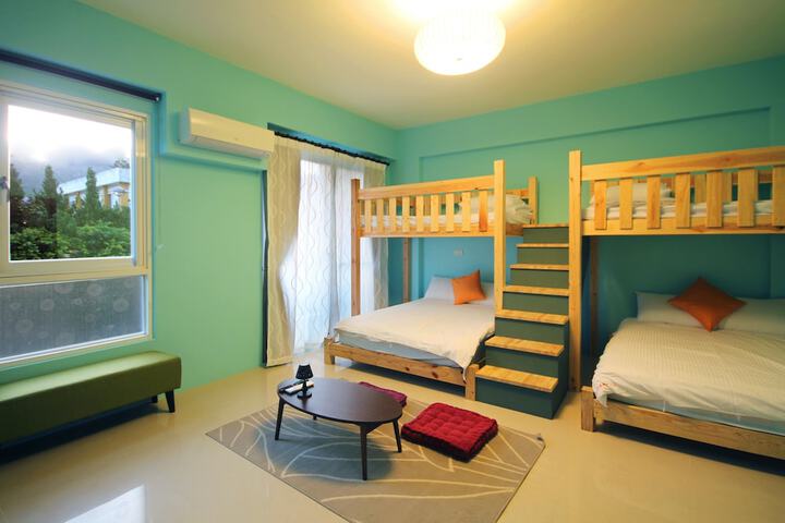 Room 29 of 53