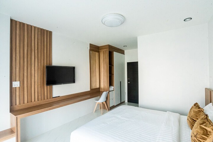 Room 17 of 58