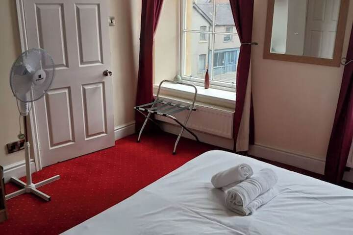 Room 40 of 73