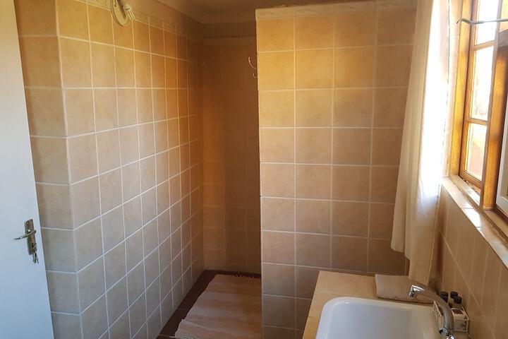 Room 14 of 39