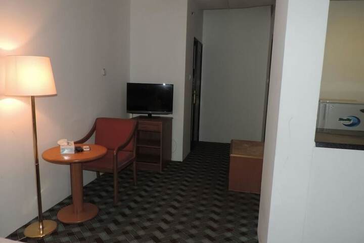 Room 17 of 22