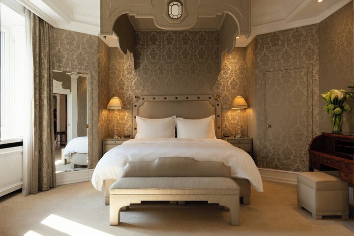 Room 34 of 114