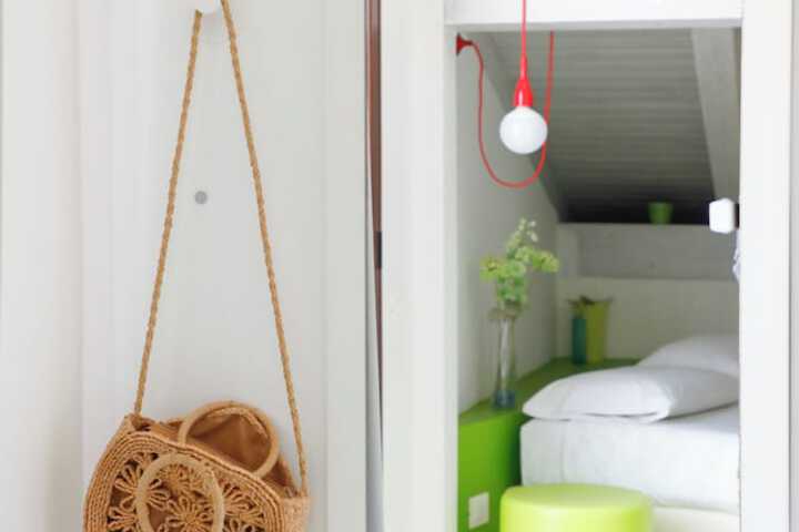 Room 25 of 113