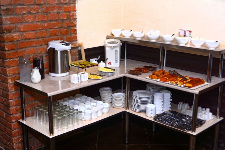 Breakfast/Coffee Service 75 of 134