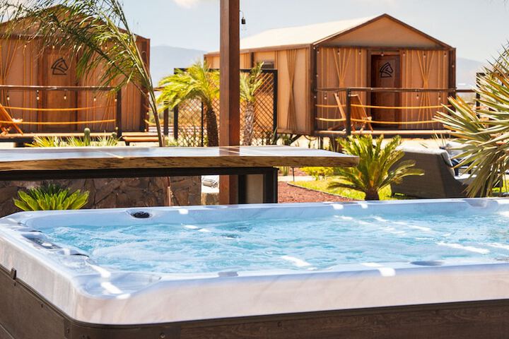 Hot Tub 23 of 61