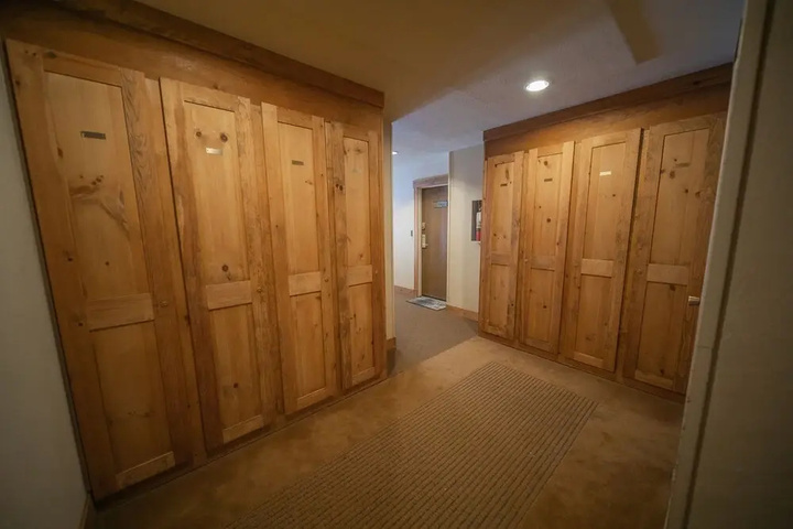 Room 13 of 25