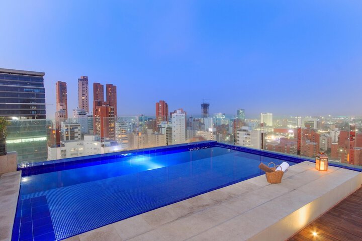 Pools & Facilities