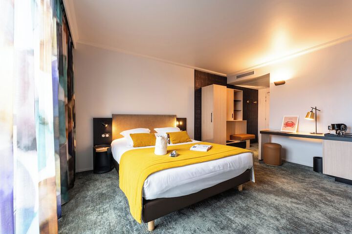 Room 31 of 100