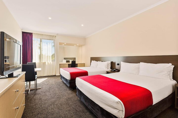 Room 10 of 22