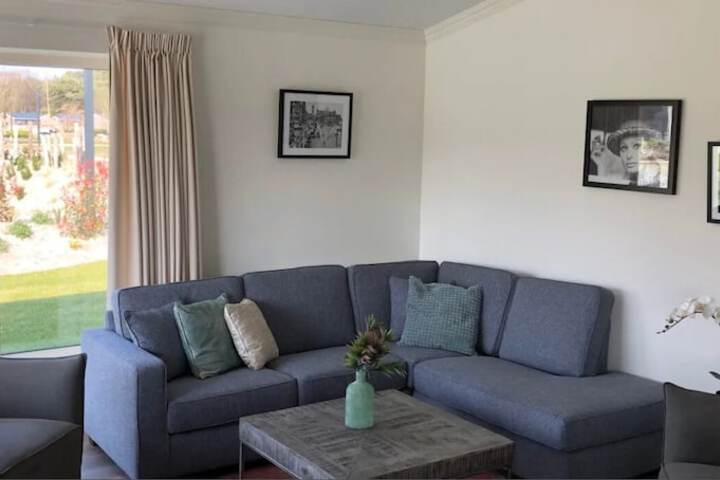 Room 45 of 107