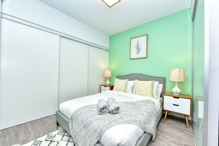 Room 29 of 319