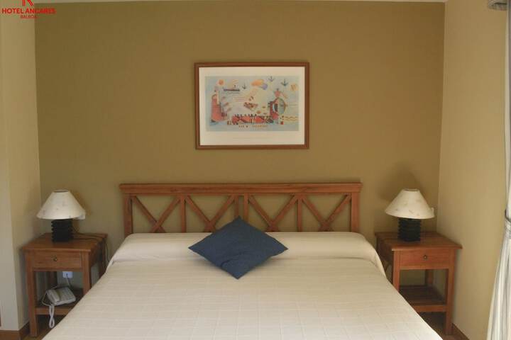 Room 22 of 37