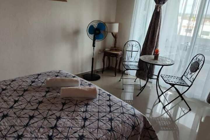 Room 8 of 30