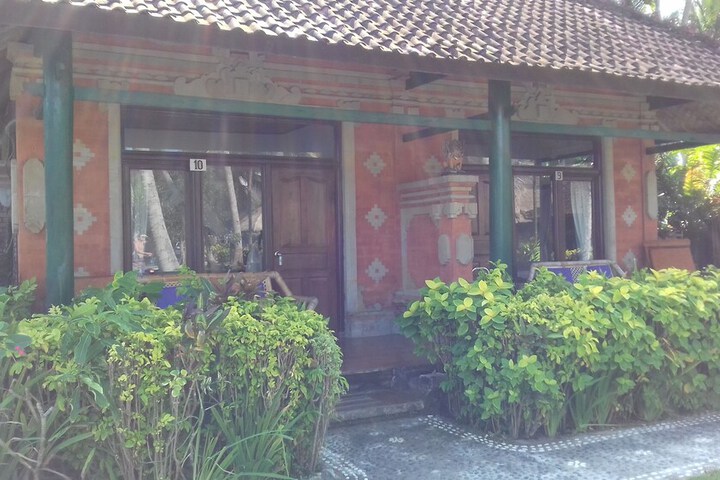 Room 9 of 25