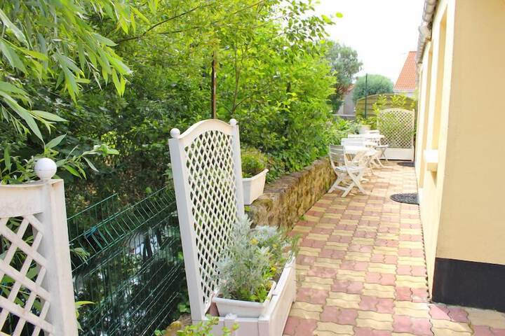 Terrace/Patio 98 of 100