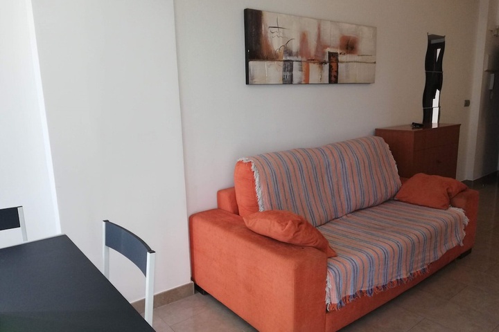 Room 5 of 18
