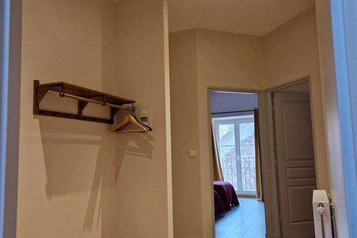 Room 7 of 35