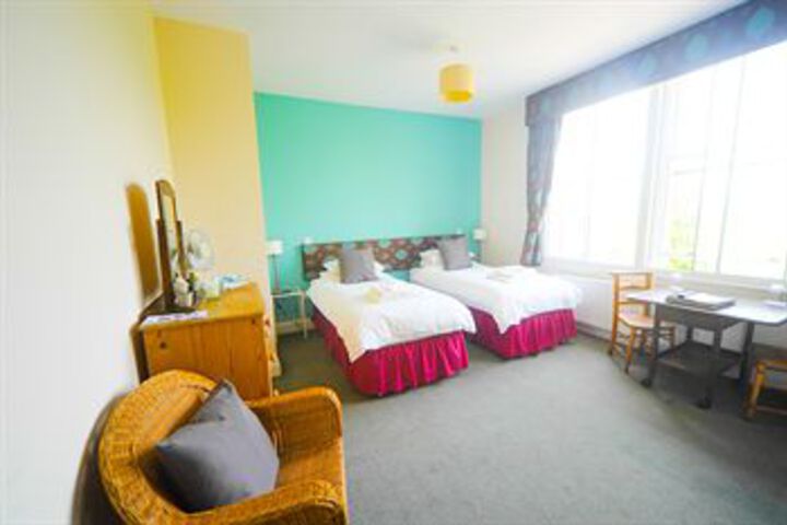 Room 13 of 21