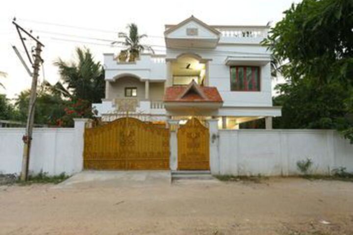 OYO 11699 Home Traditional 2BHK Paradise Beach