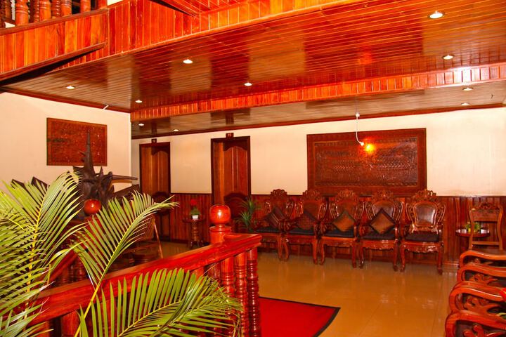 Hotel Interior 10 of 123