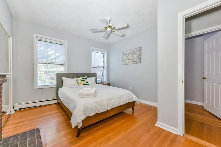 Photo of Spacious 2br / 1ba Beacon Hill Apt Near MGH