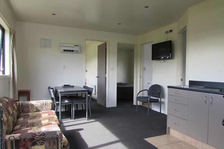 Room 28 of 51