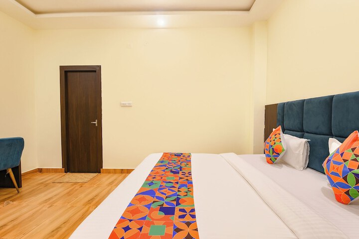 Room 20 of 35