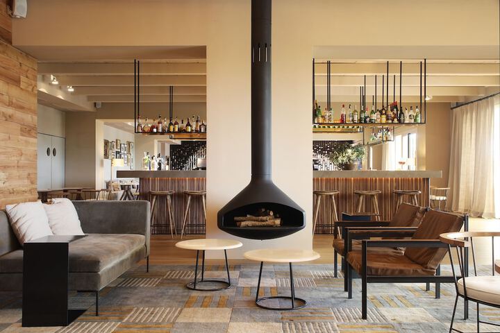 Lobby Entry