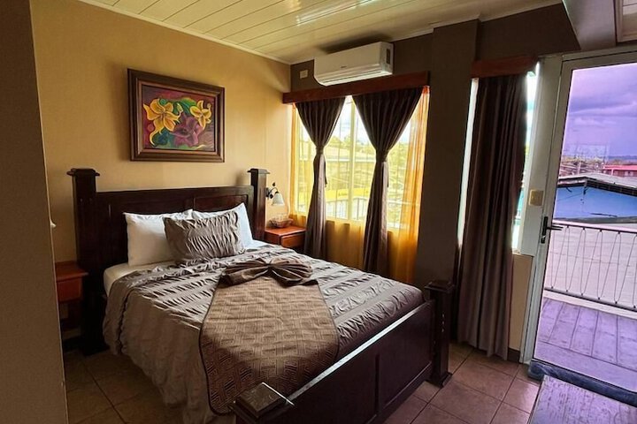 Room 141 of 269