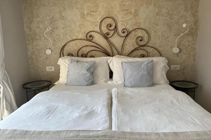 Room 55 of 150