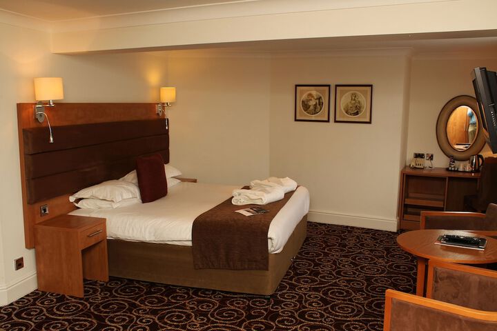 Room 10 of 54