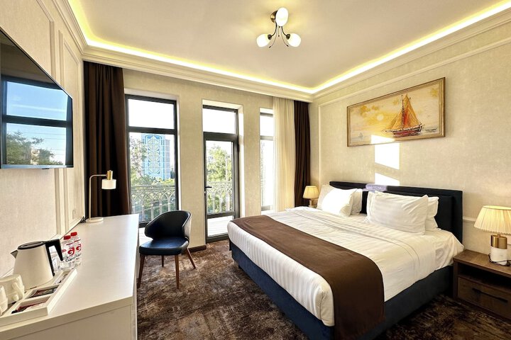 Room 43 of 93