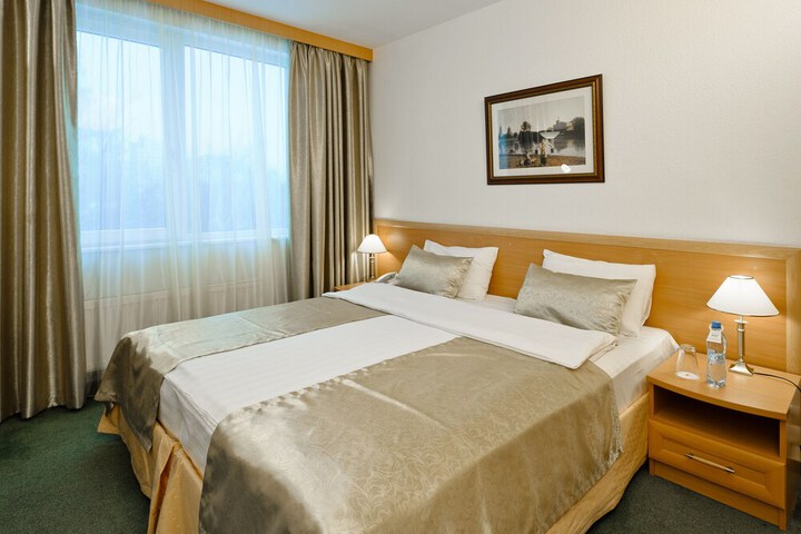 Room 7 of 47