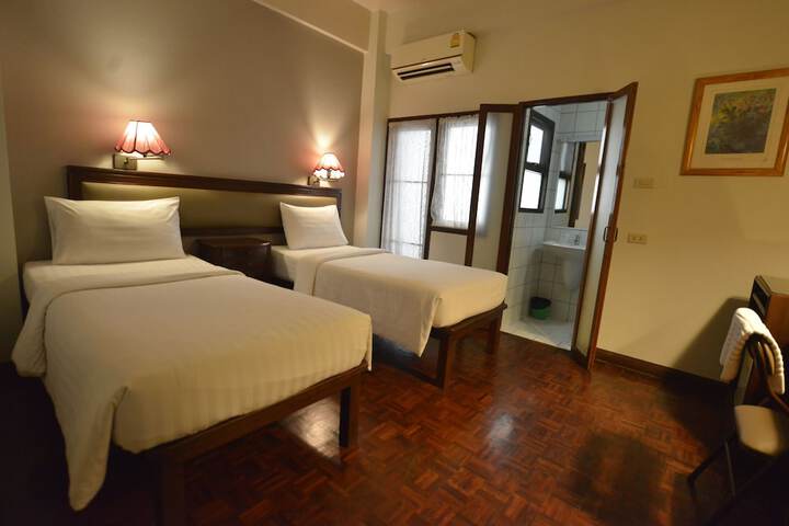 Room 75 of 167