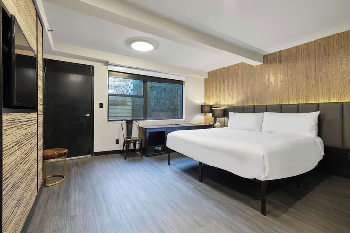 Standard | King Bed (39 of 42)