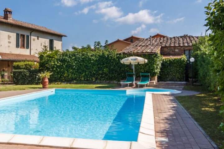 Hotel Pool