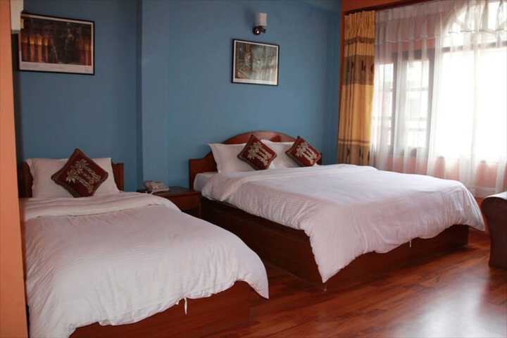 Room 10 of 38